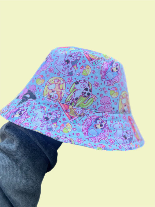 Summer friends BUCKET HAT